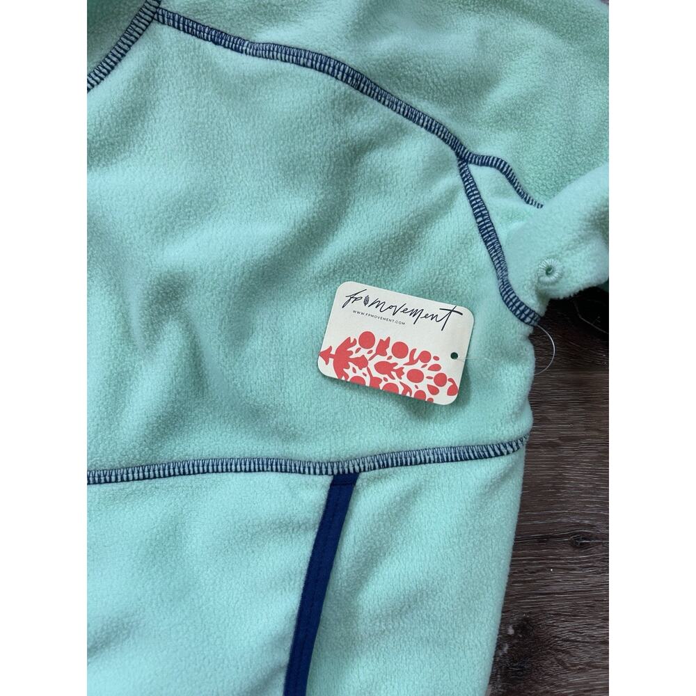 Free People Movement Blue Jade Crop Hoodie Pull Over Thumb Holes Fleece XS NWT - Picture 4 of 8